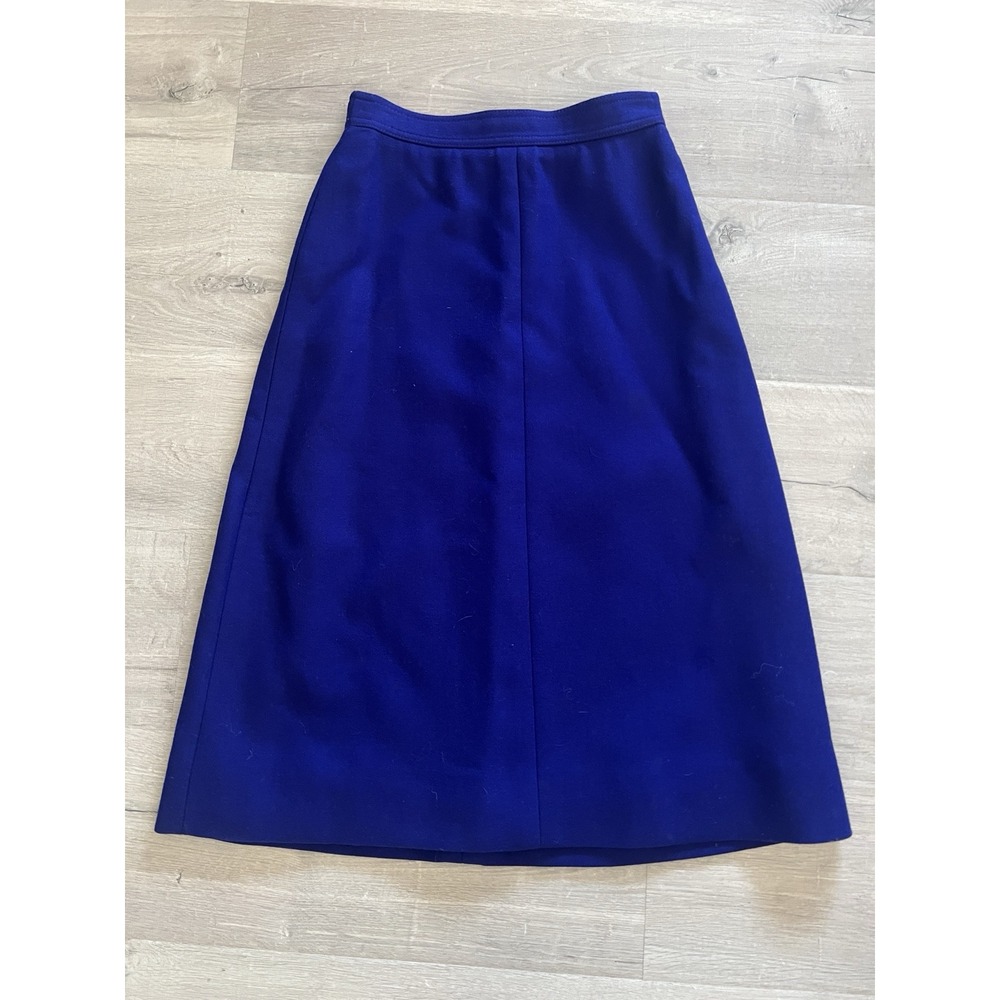 Vintage Women's A-line Midi Wool Skirt Lined Size 38 US 6 Purple Louis Feraud